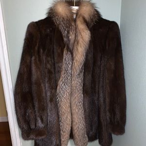 Vintage Mink fur coat , Fox fur collar